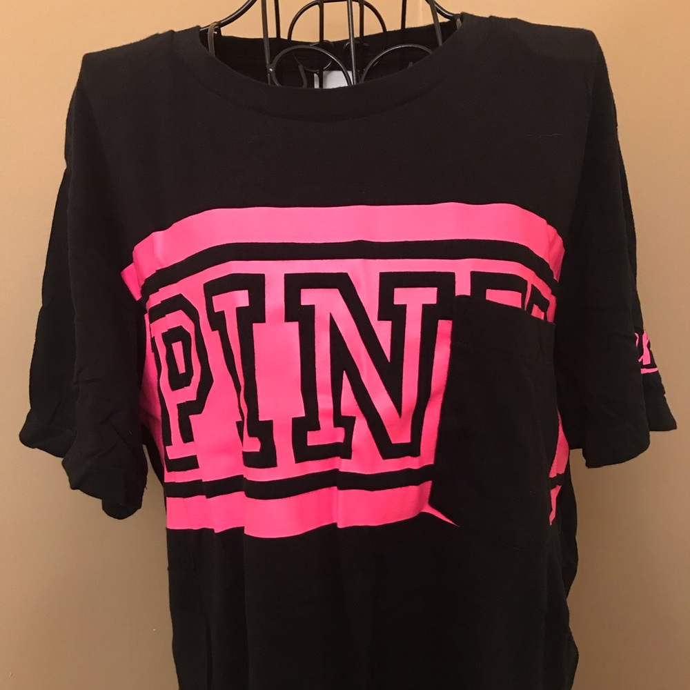 Black PINK T-shirt with pocket